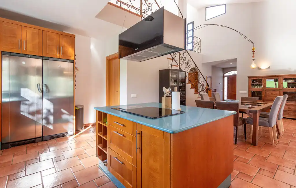 Chalet con terraza en venta en Calle Urba Coto Riñales 119, imagen 26