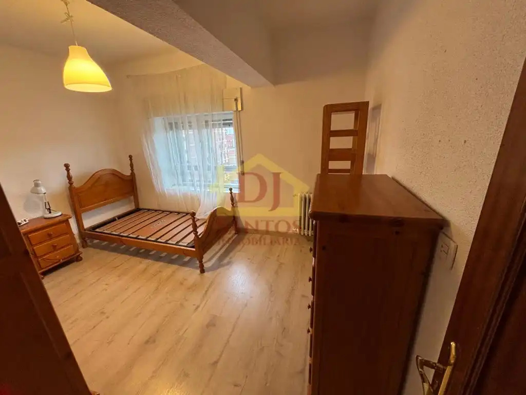 Bedroom of Flat for sale in Salamanca