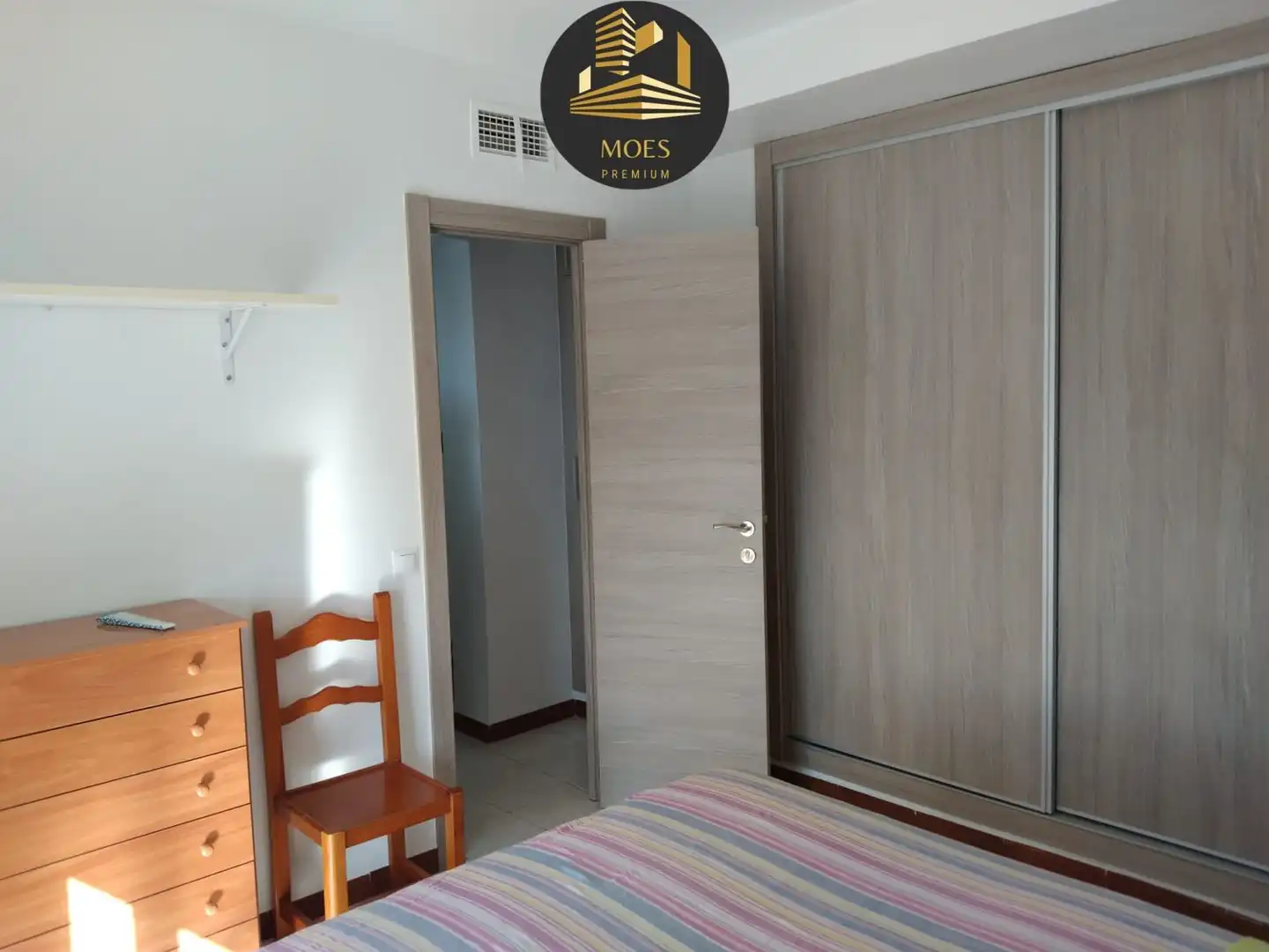 Habitación de Piso de alquiler en Benalmádena con Aire acondicionado, Calefacción y Terraza