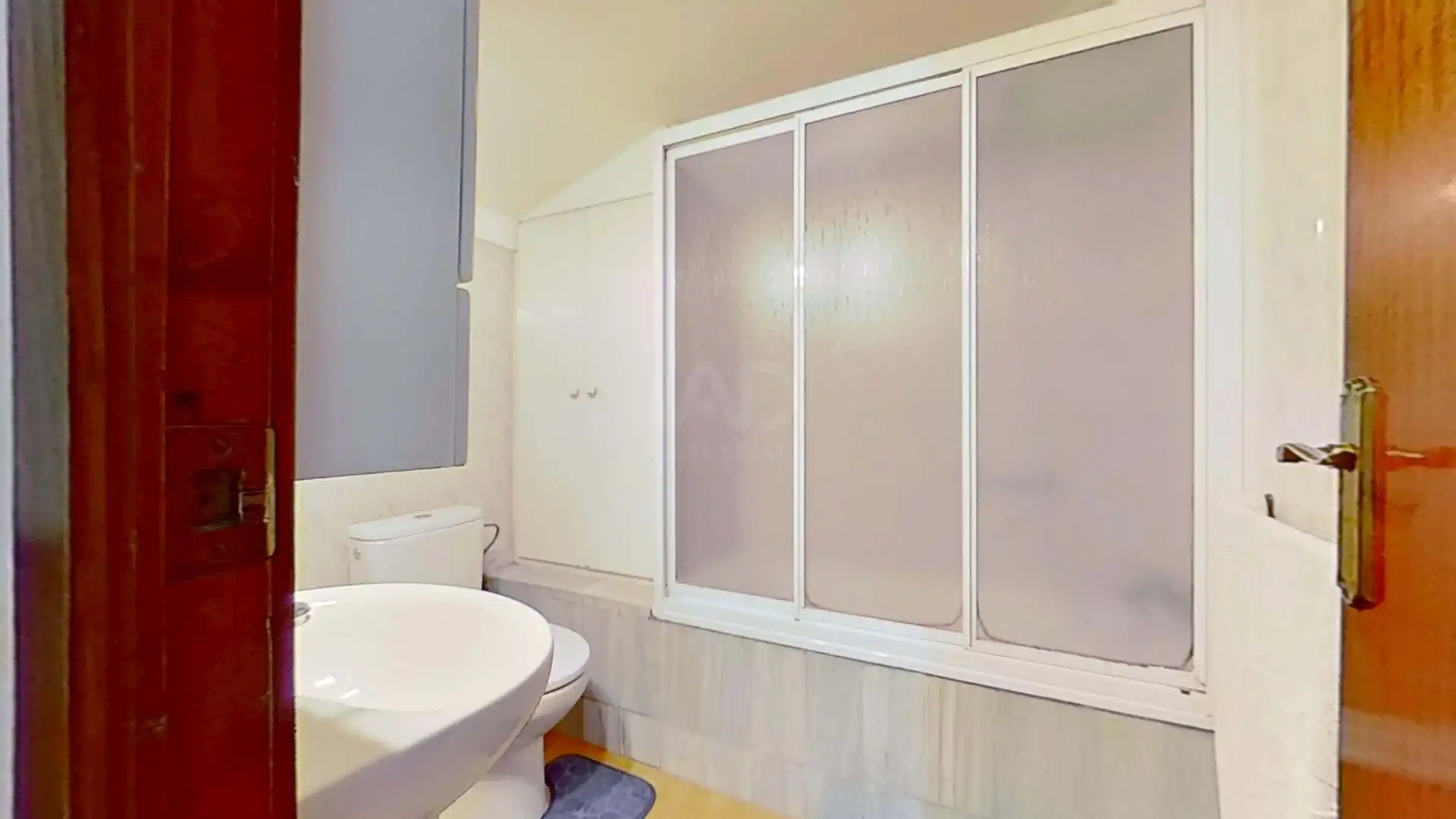Bathroom of Detached homes for sale in Creixell  with Air Conditioner, Terrace and Swimming Pool
