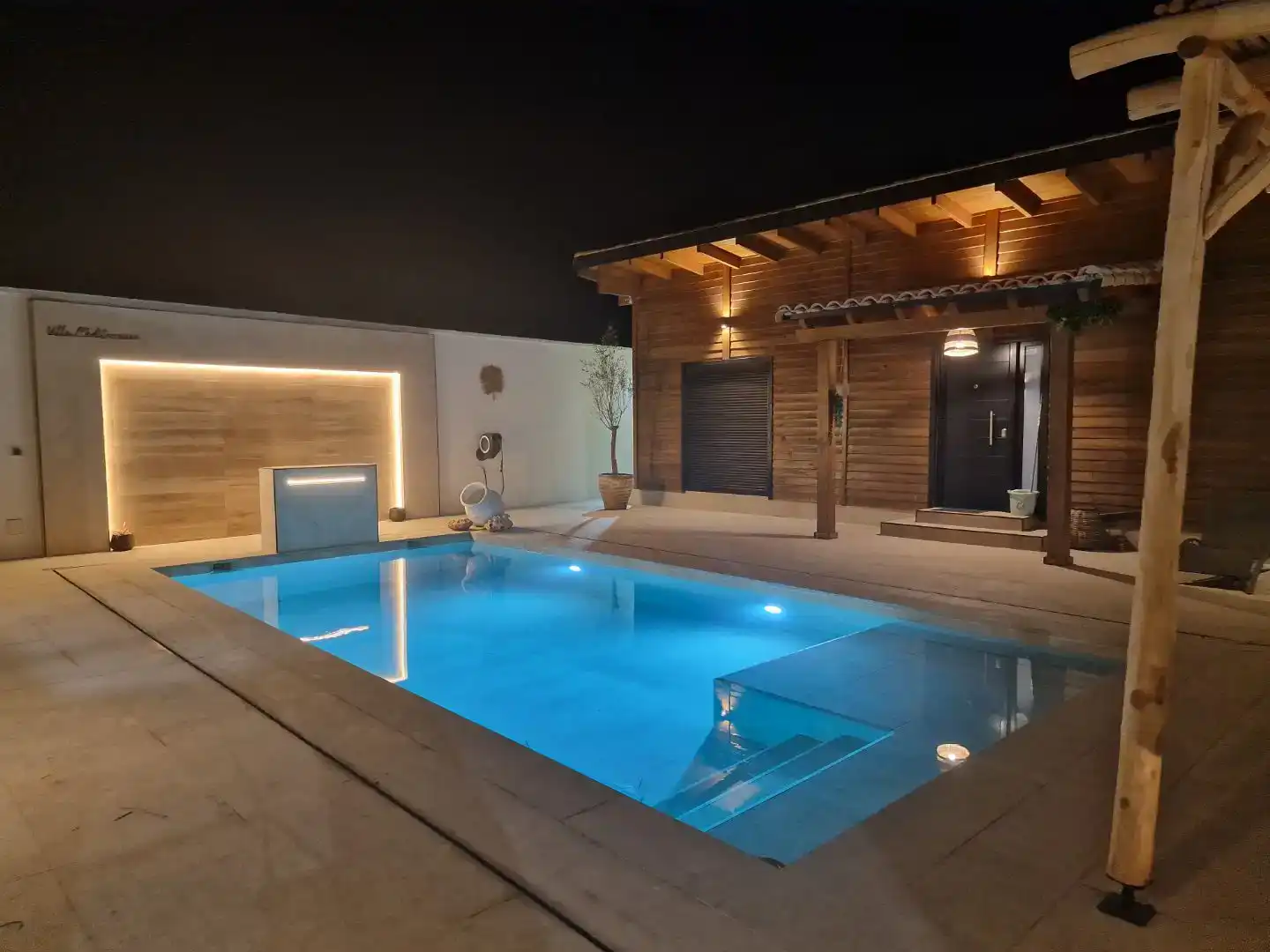 Piscina de Finca rústica en venda en La Línea de la Concepción amb Aire condicionat