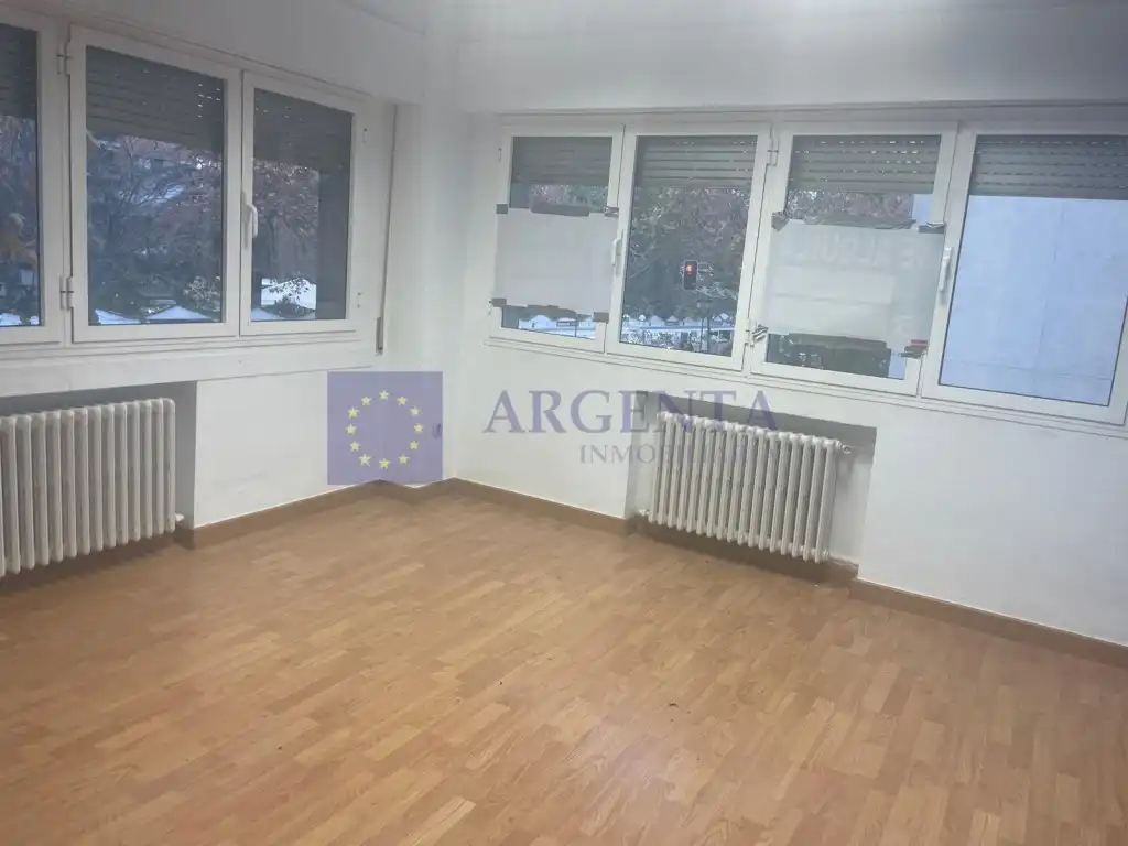 Local comercial en alquiler en Avenida España, imagen 13
