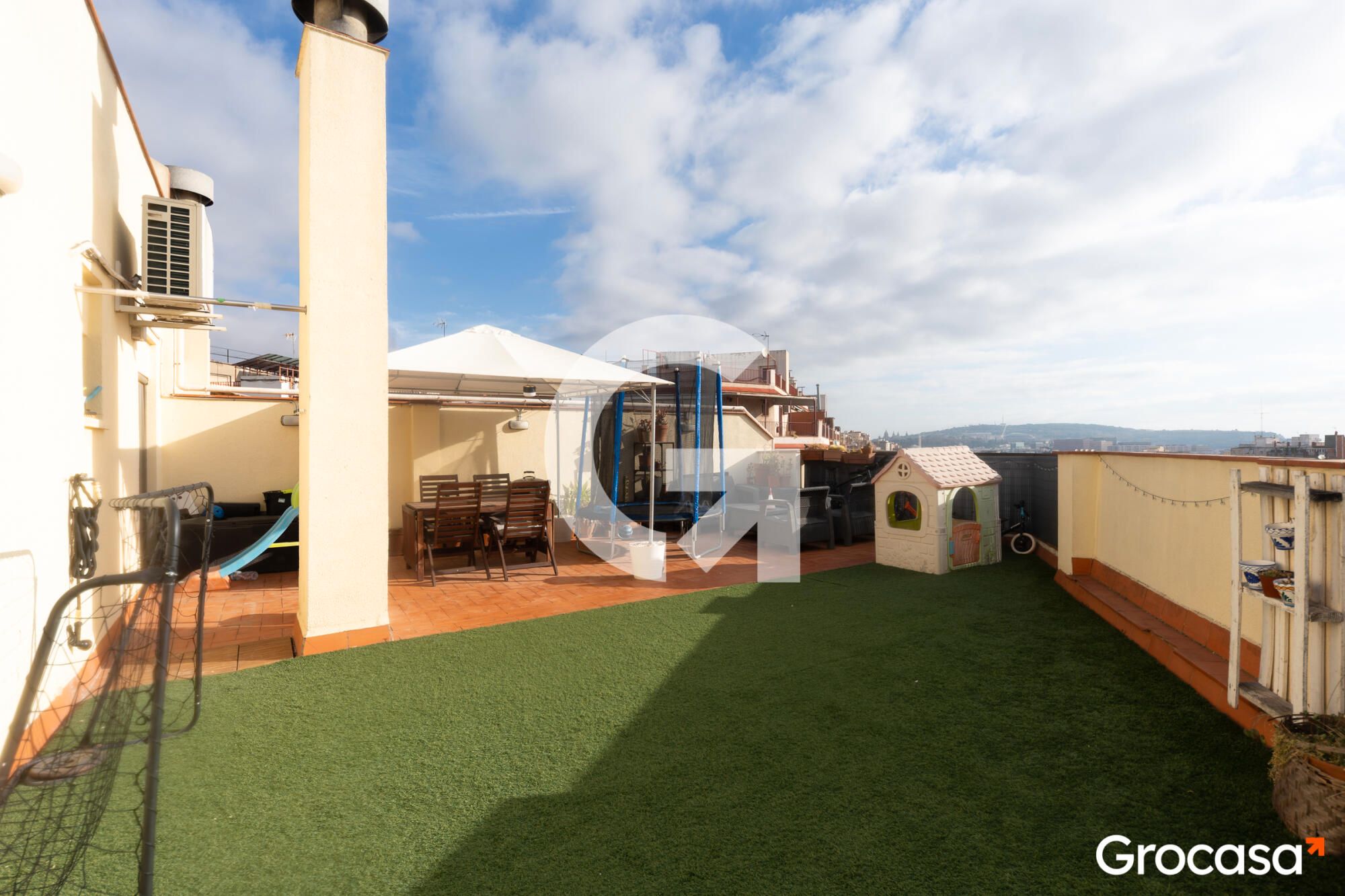 Terrassa de Àtic en venda en L'Hospitalet de Llobregat amb Aire condicionat, Calefacció i Terrassa