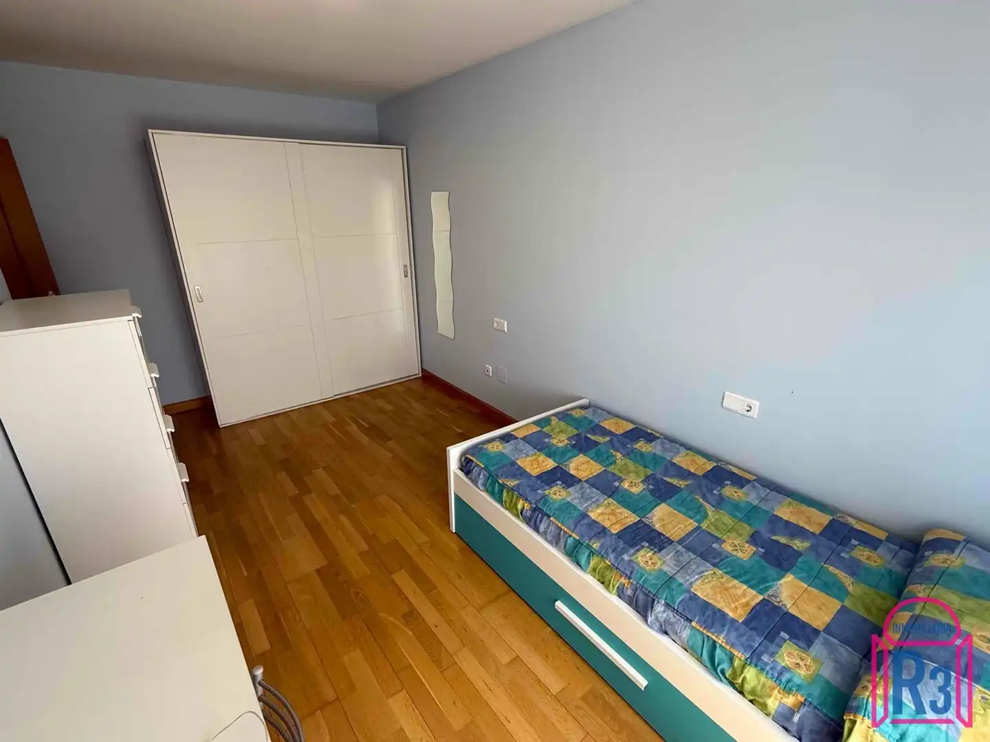 Habitación de Apartamento de alquiler en San Andrés del Rabanedo con Calefacción, Terraza y Trastero
