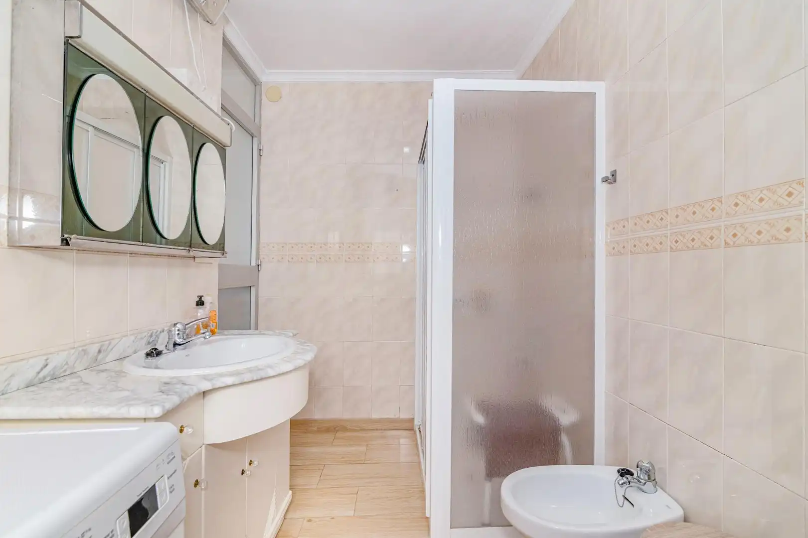 Bathroom of Houses for sale in Granada  with Terrace and Storage room