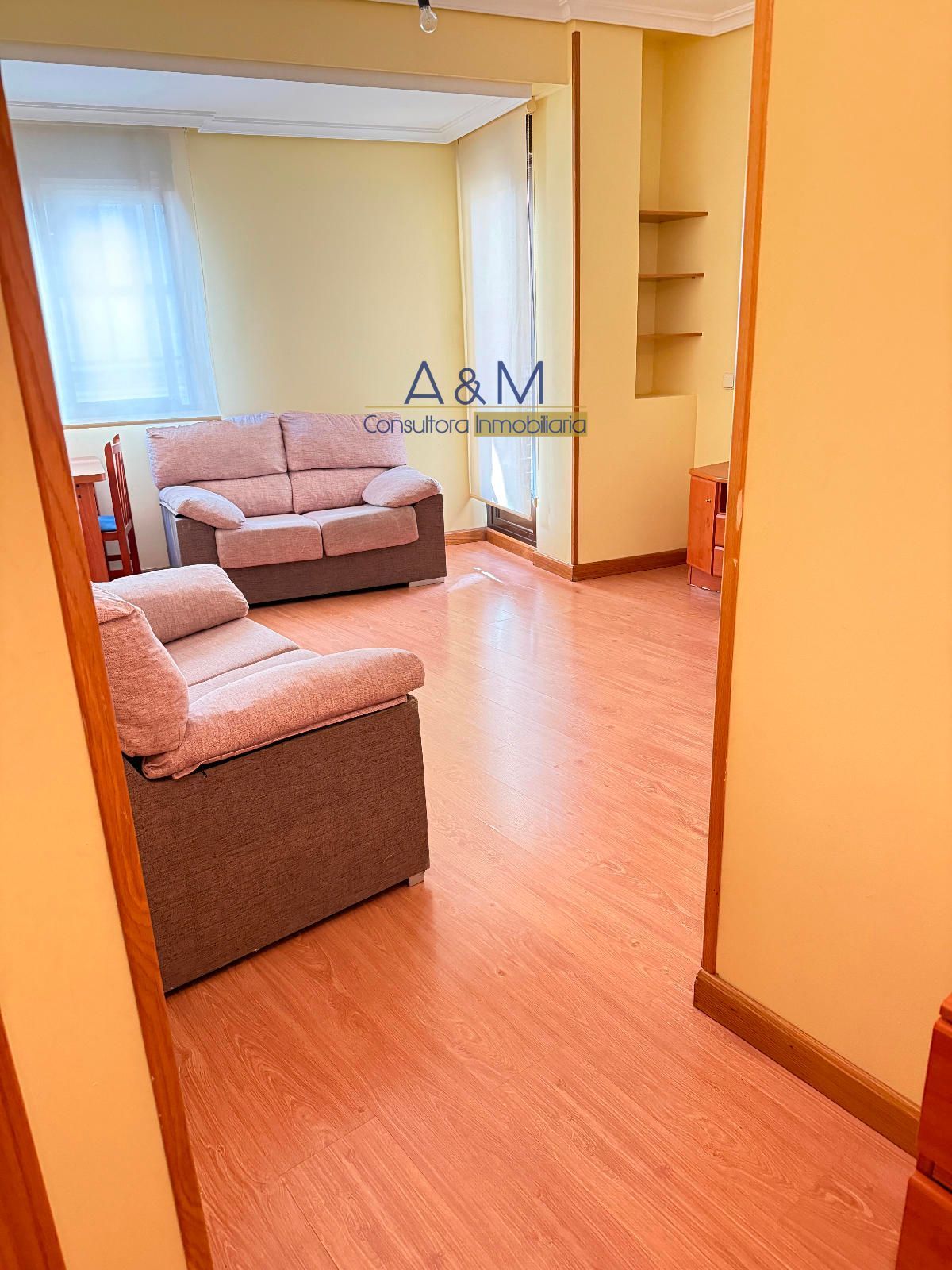 Exterior view of Apartment for sale in Valladolid Capital  with Air Conditioner, Heating and Terrace