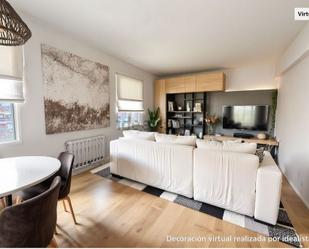Sala d'estar de Apartament en venda en  Logroño amb Calefacció i Parquet
