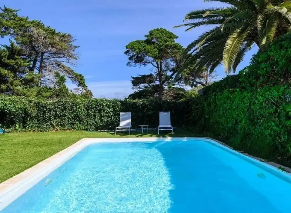 Piscina de Casa o xalet en venda en Las Palmas de Gran Canaria amb Aire condicionat, Jardí privat i Terrassa