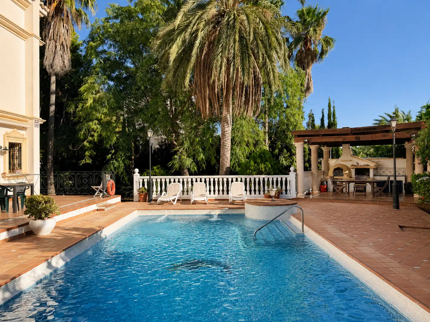 Casa amb piscina en venda a de los Castaños, imagen 3