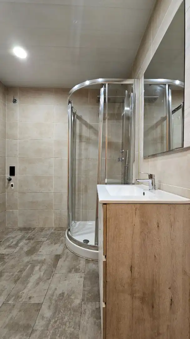Bany de Casa o xalet en venda en Sabadell amb Aire condicionat, Calefacció i Parquet