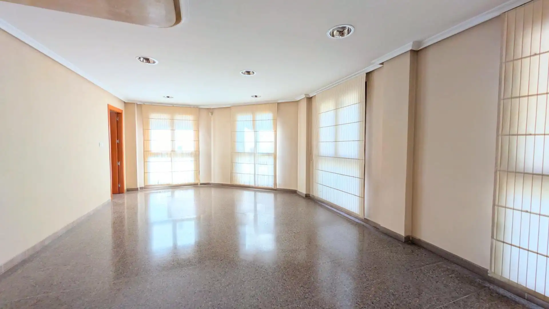 Office space for sale in Elche ciudad