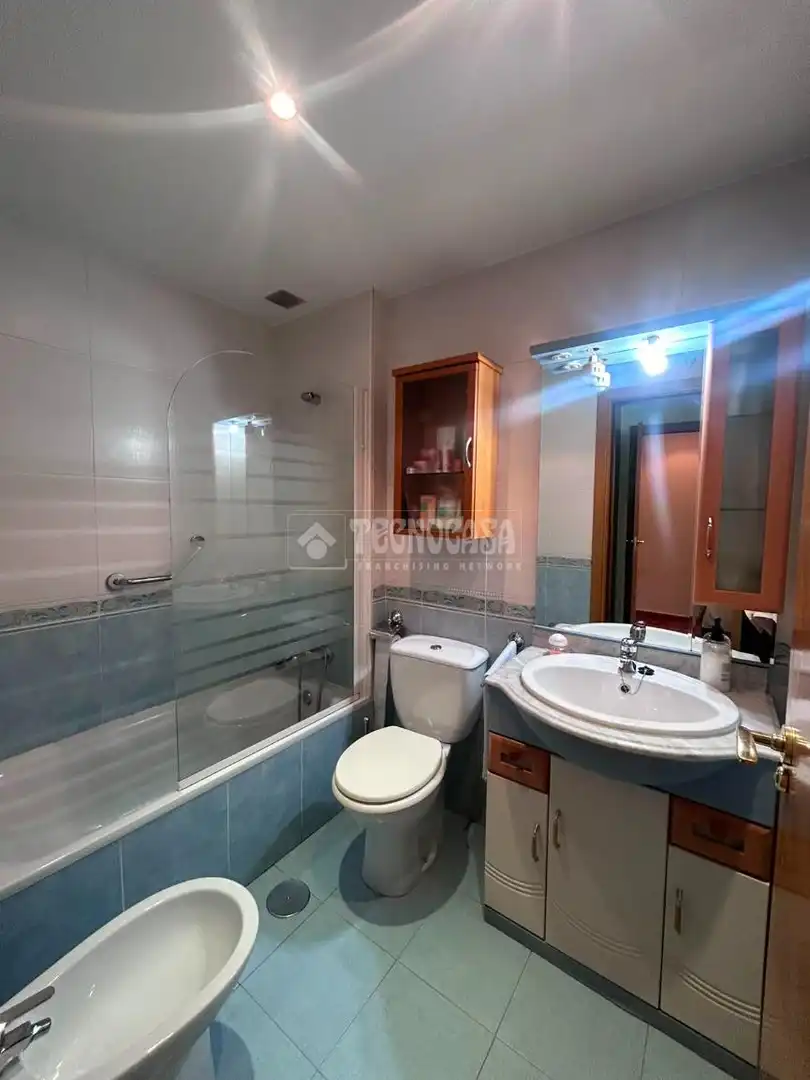 Baño de Piso en venta en Valdemoro con Aire acondicionado, Calefacción y Terraza