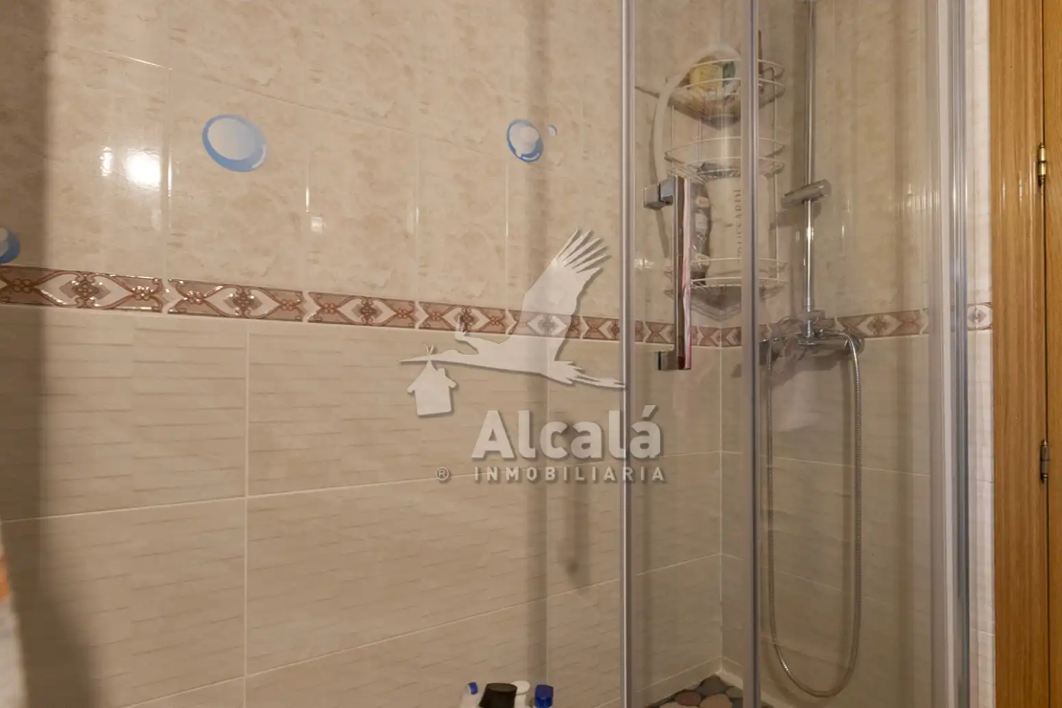 Baño de Piso en venta en Torrejón de Ardoz con Calefacción, Parquet y Terraza