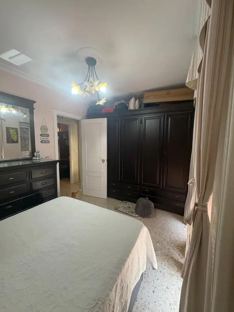 Dormitori de Pis en venda en Sevilla amb Terrassa i Balcó