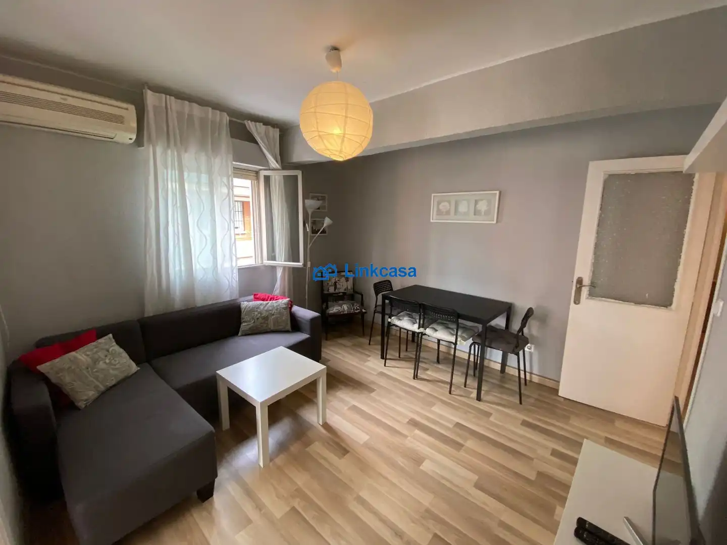 Living room of Flat for sale in Madrid  with Air Conditioner, Heating and Terrace