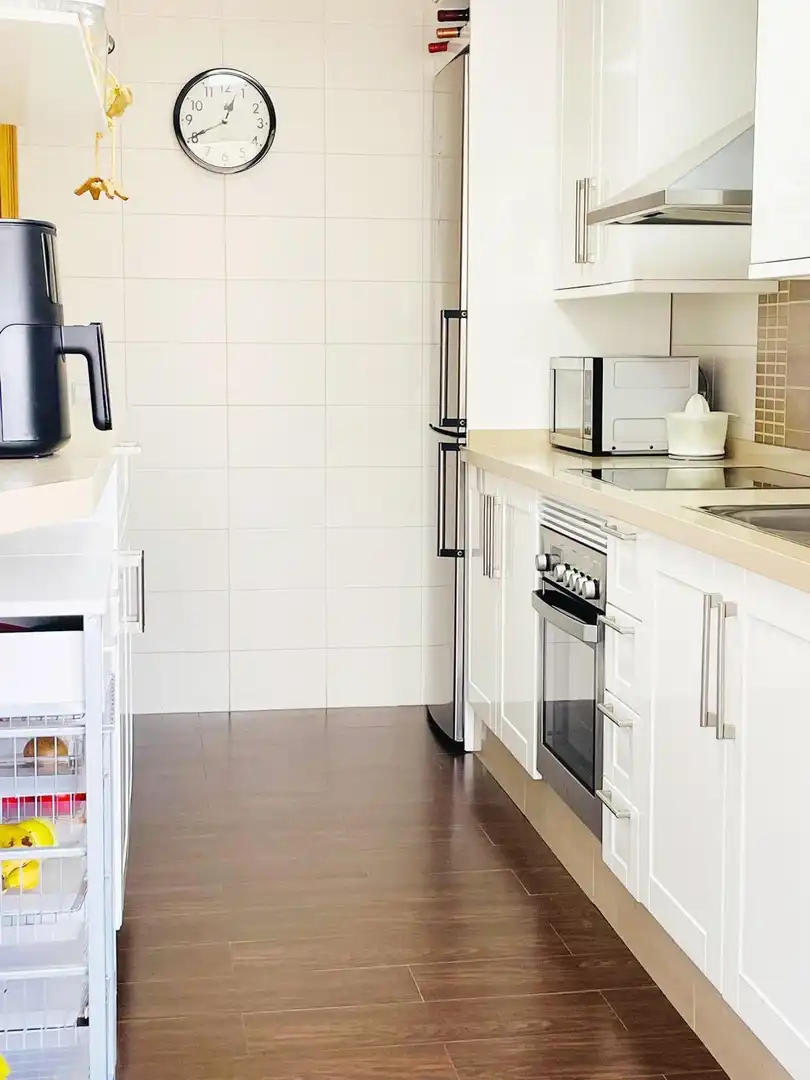 Cocina de Apartamento de alquiler en Dénia con Aire acondicionado, Calefacción y Jardín privado