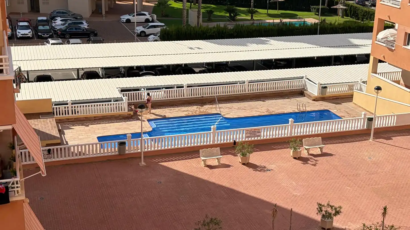 Piscina de Apartamento en venta en La Manga del Mar Menor con Aire acondicionado, Terraza y Piscina