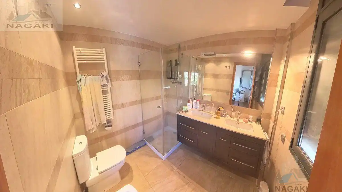 Bany de Casa o xalet en venda en Castellar del Vallès