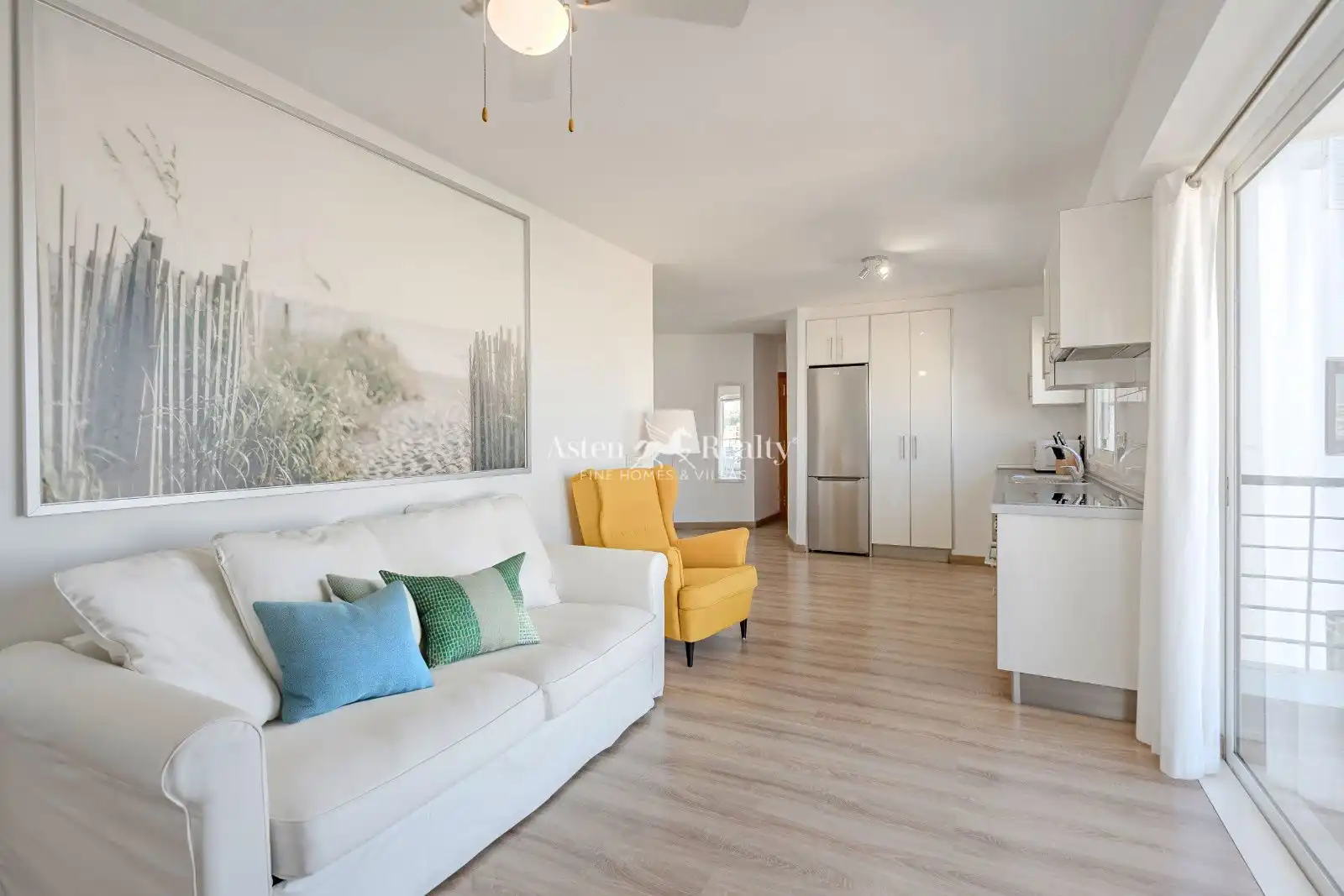 Dormitori de Apartament en venda en Arona amb Terrassa, Piscina i Moblat