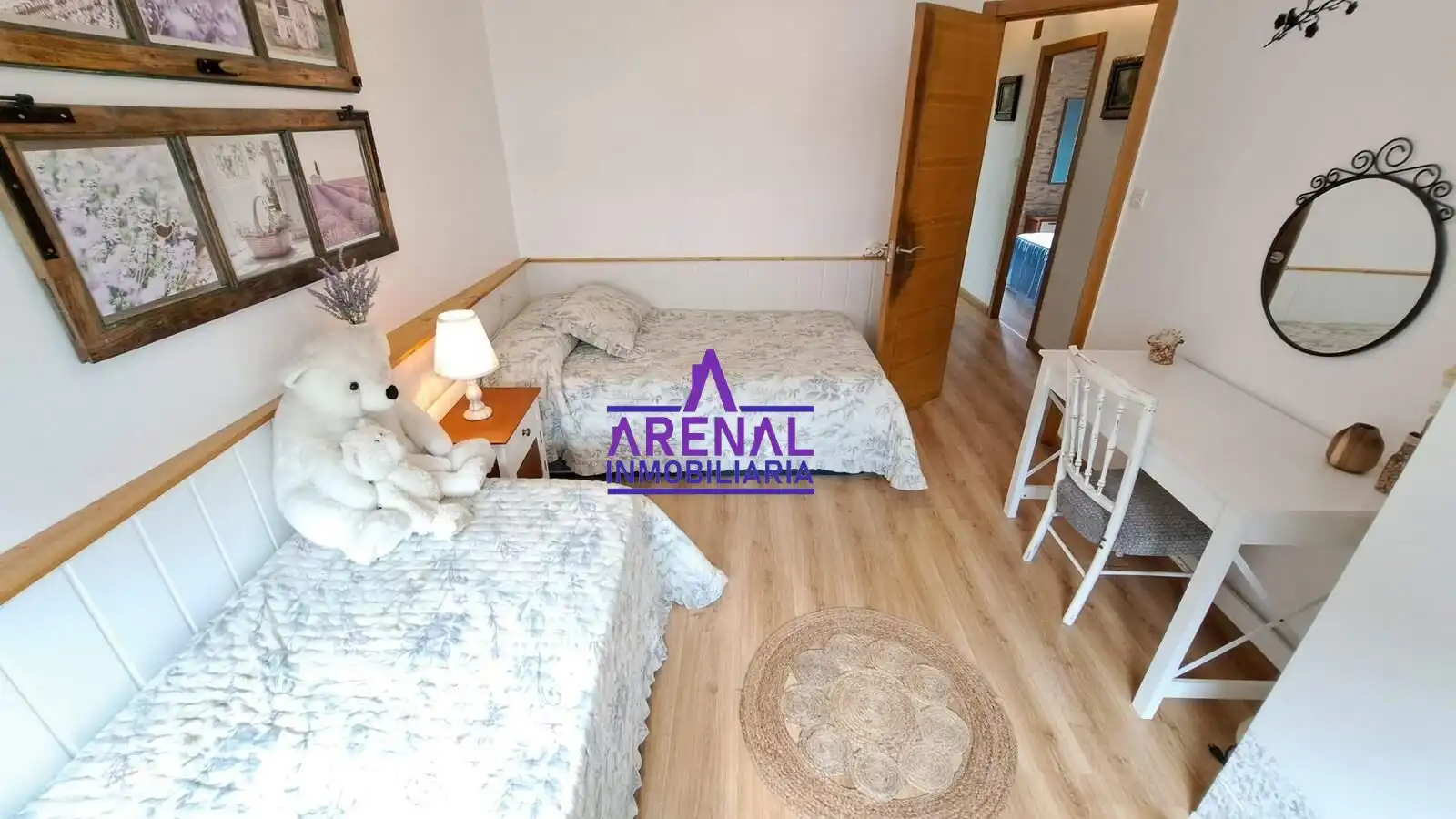 Habitación de Casa o chalet en venta en A Pobra do Caramiñal con Calefacción, Trastero y Amueblado
