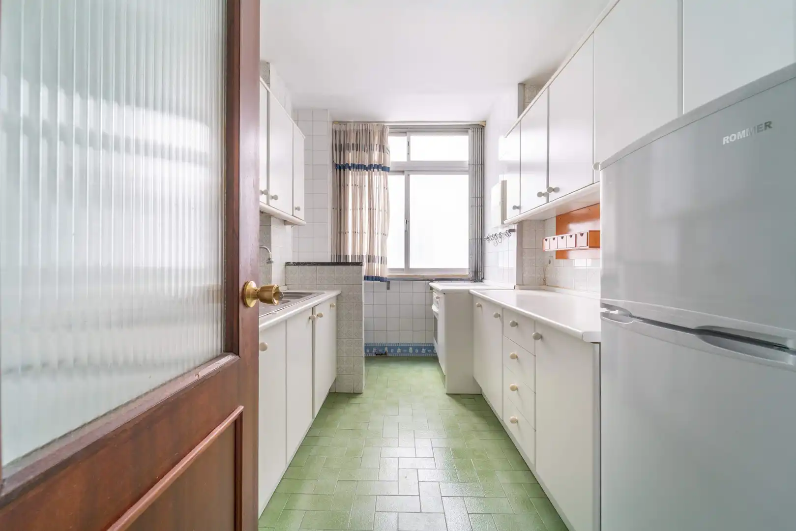 Cocina de Piso en venta en Fuengirola con Balcón