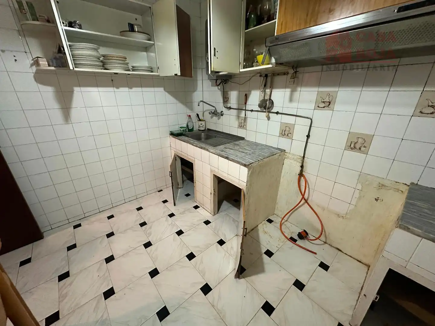 Cuina de Casa o xalet en venda en Cangas  amb Traster i Moblat