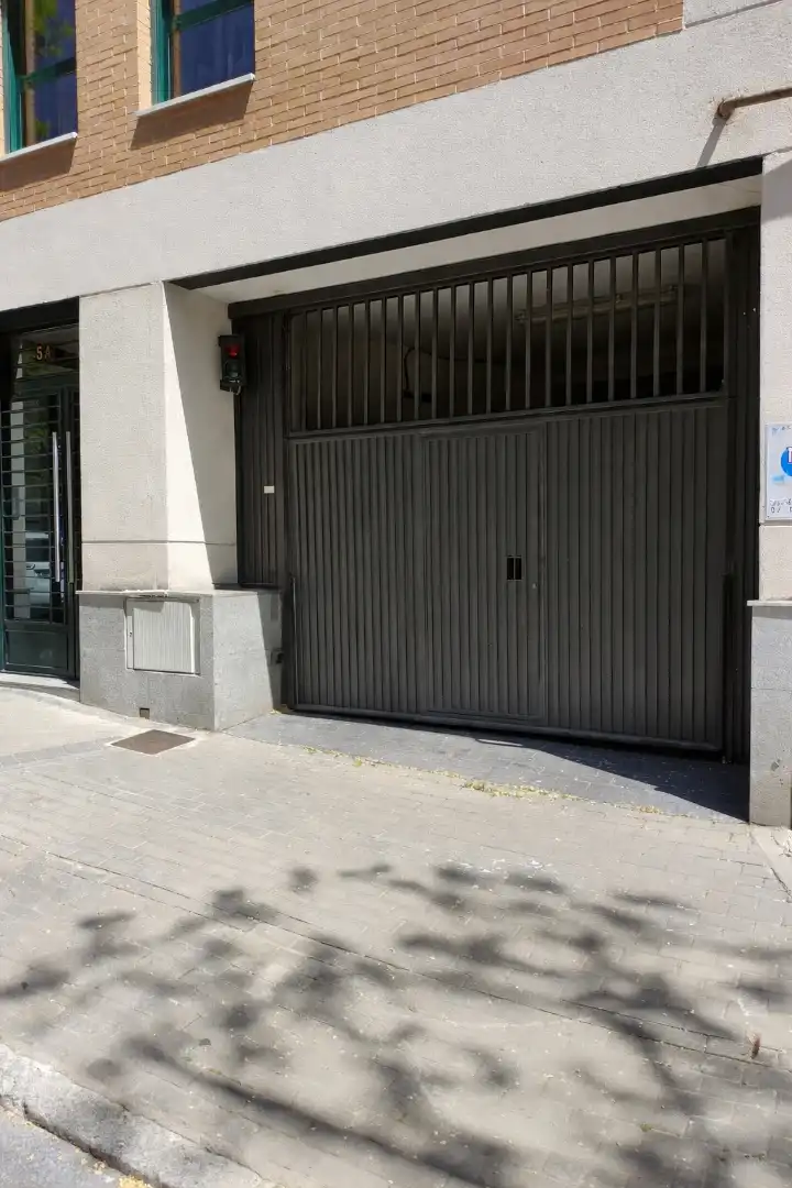 Individuel avec ascenseur à louer à Calle de Fray Luis de León 5, imagen 3
