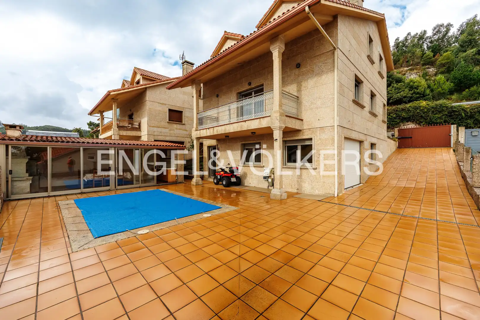 Maison avec piscine à vendre à Baiona