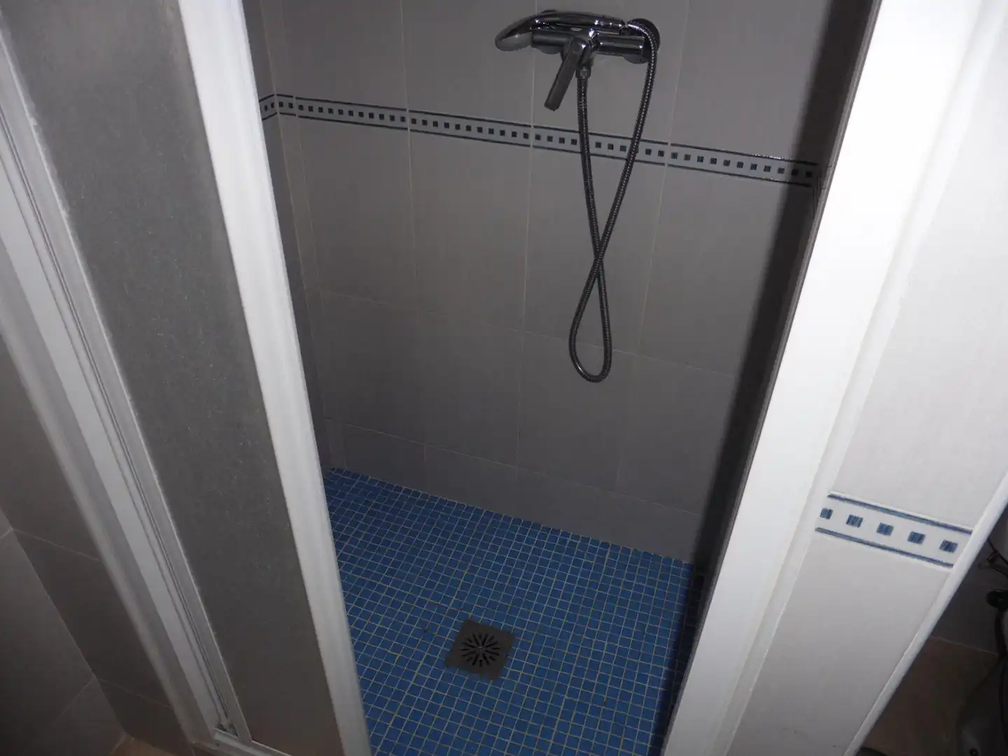Badezimmer von Dachboden zur Miete in Centro 
