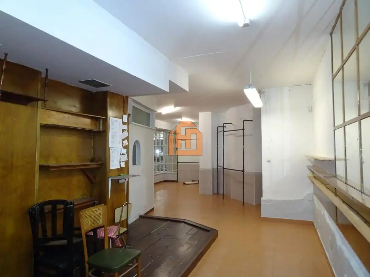 Local comercial en alquiler en Calle Burgo Nuevo 8 24001 Leon, imagen 3