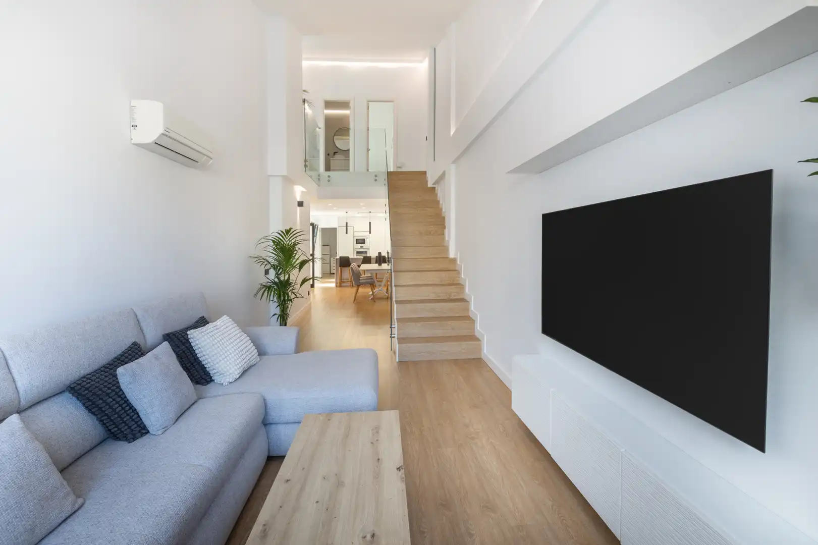 Penthouse with lift for sale in Calle Nicolás Estévanez 59, imagen 4