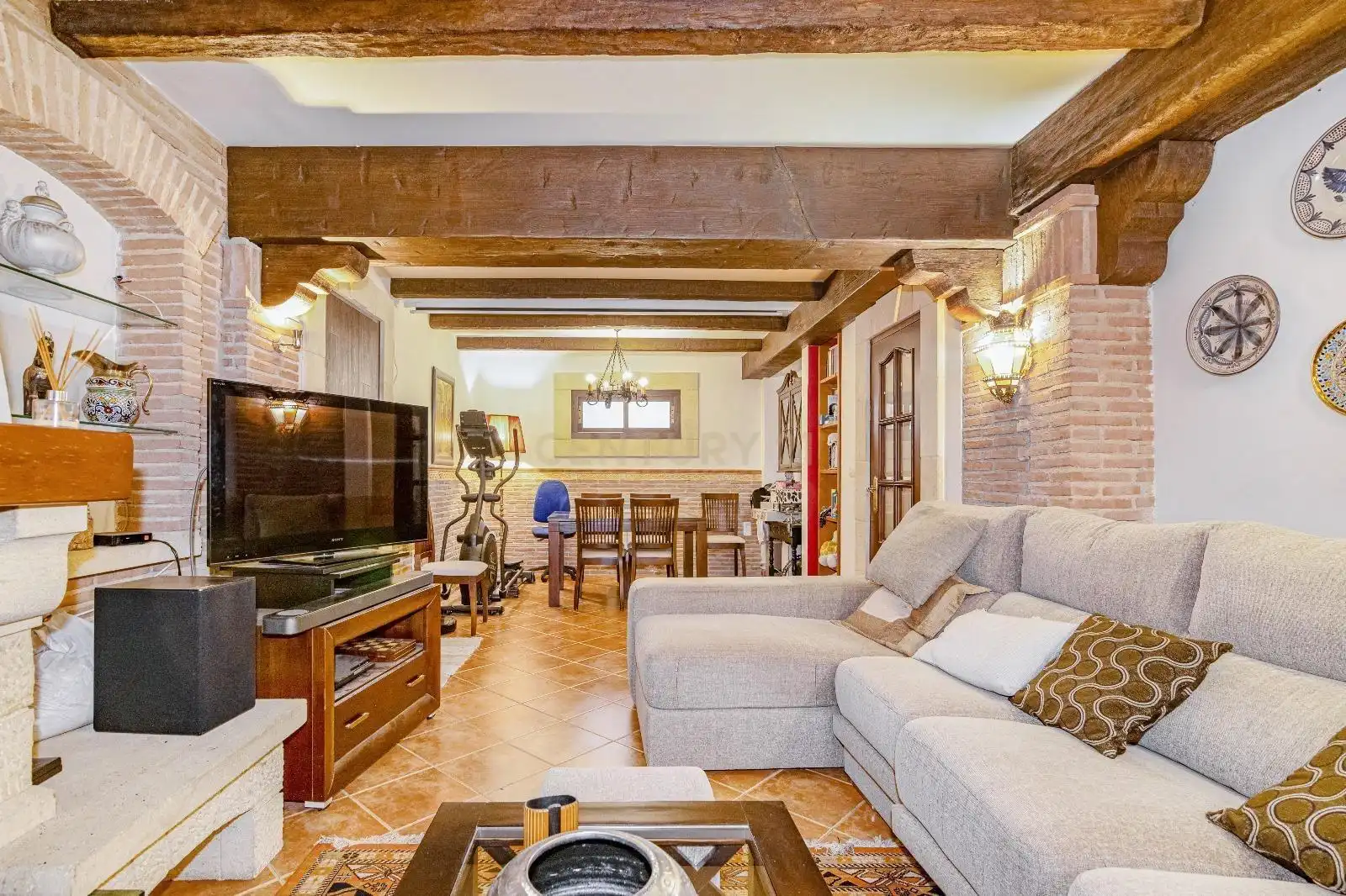 Sala de estar de Apartamento en venta en Granada con Jardín privado, Piscina y Alarma