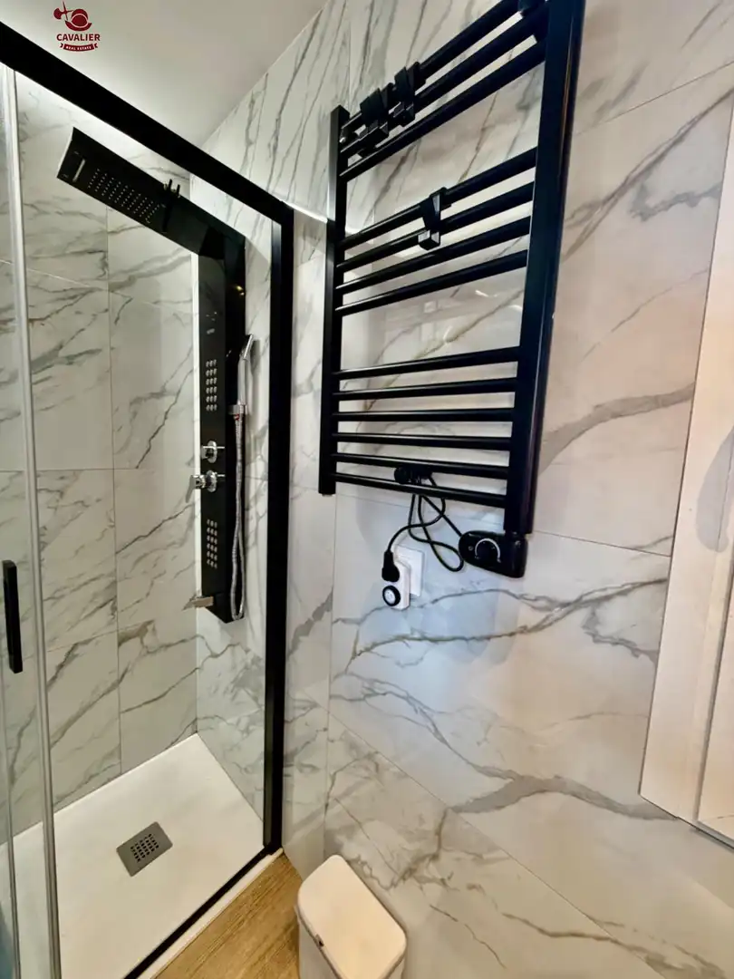 Baño de Piso en venta en Los Molinos con Aire acondicionado, Calefacción y Terraza