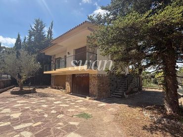 Casa con jardín en venta en Cardenal Cisneros