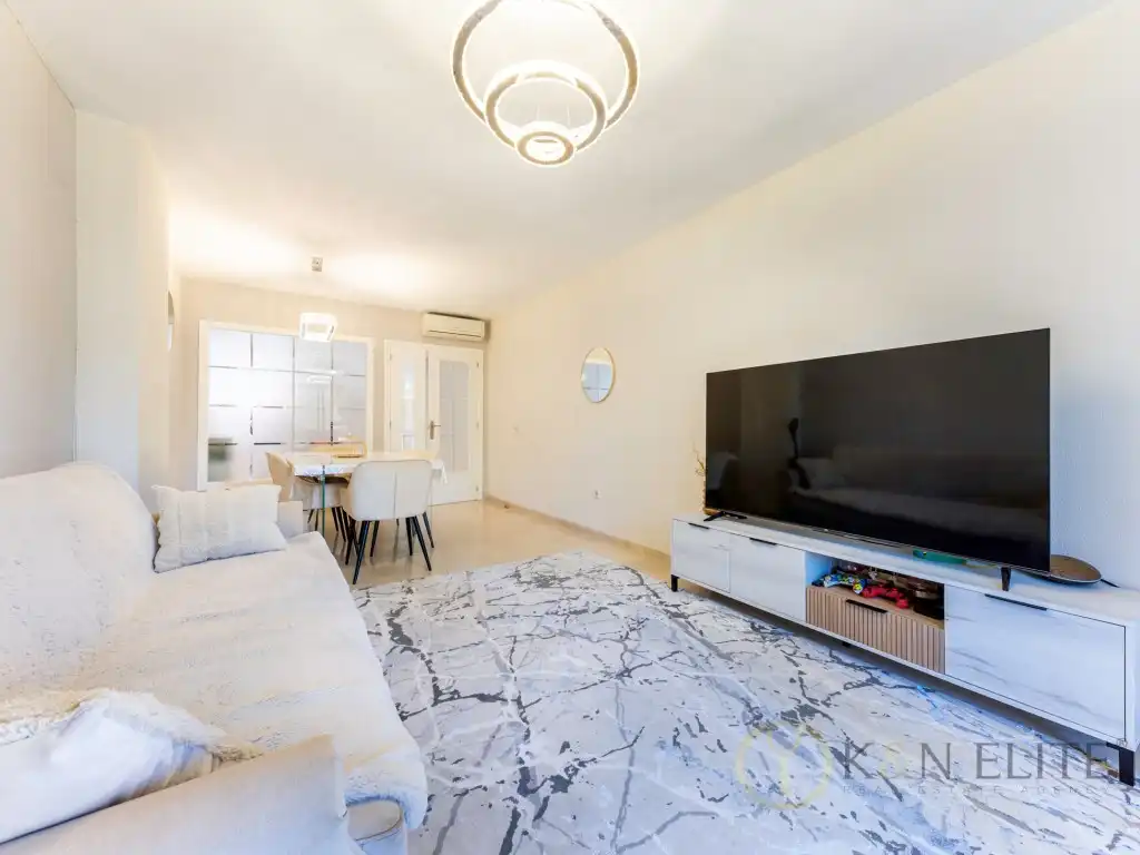Flat with pool for sale in Avenida Aiguera, imagen 6