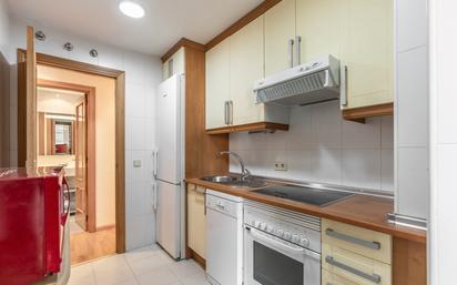 Kitchen of Flat for sale in  Madrid Capital  with Heating, Terrace and Storage room