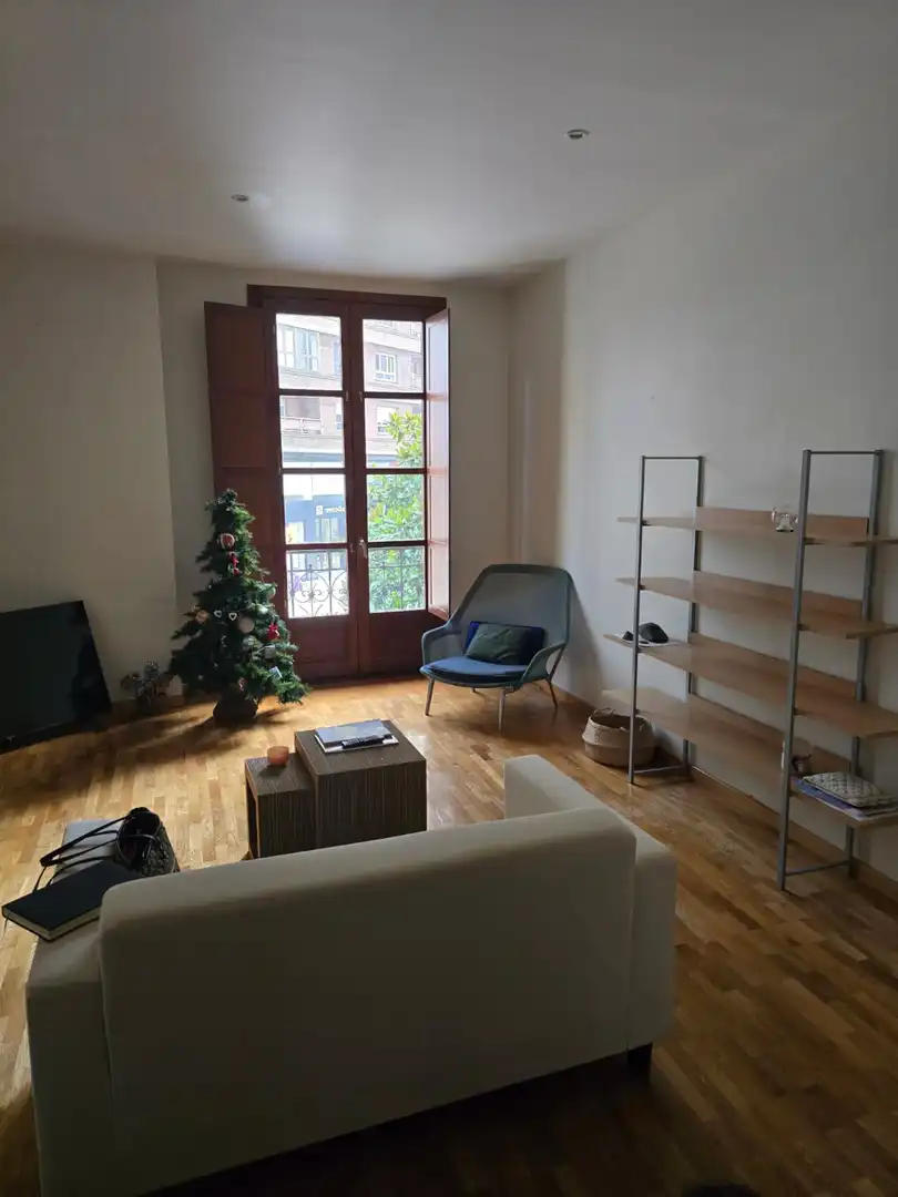 Sala de estar de Piso de alquiler en Gijón  con Calefacción, Parquet y Terraza