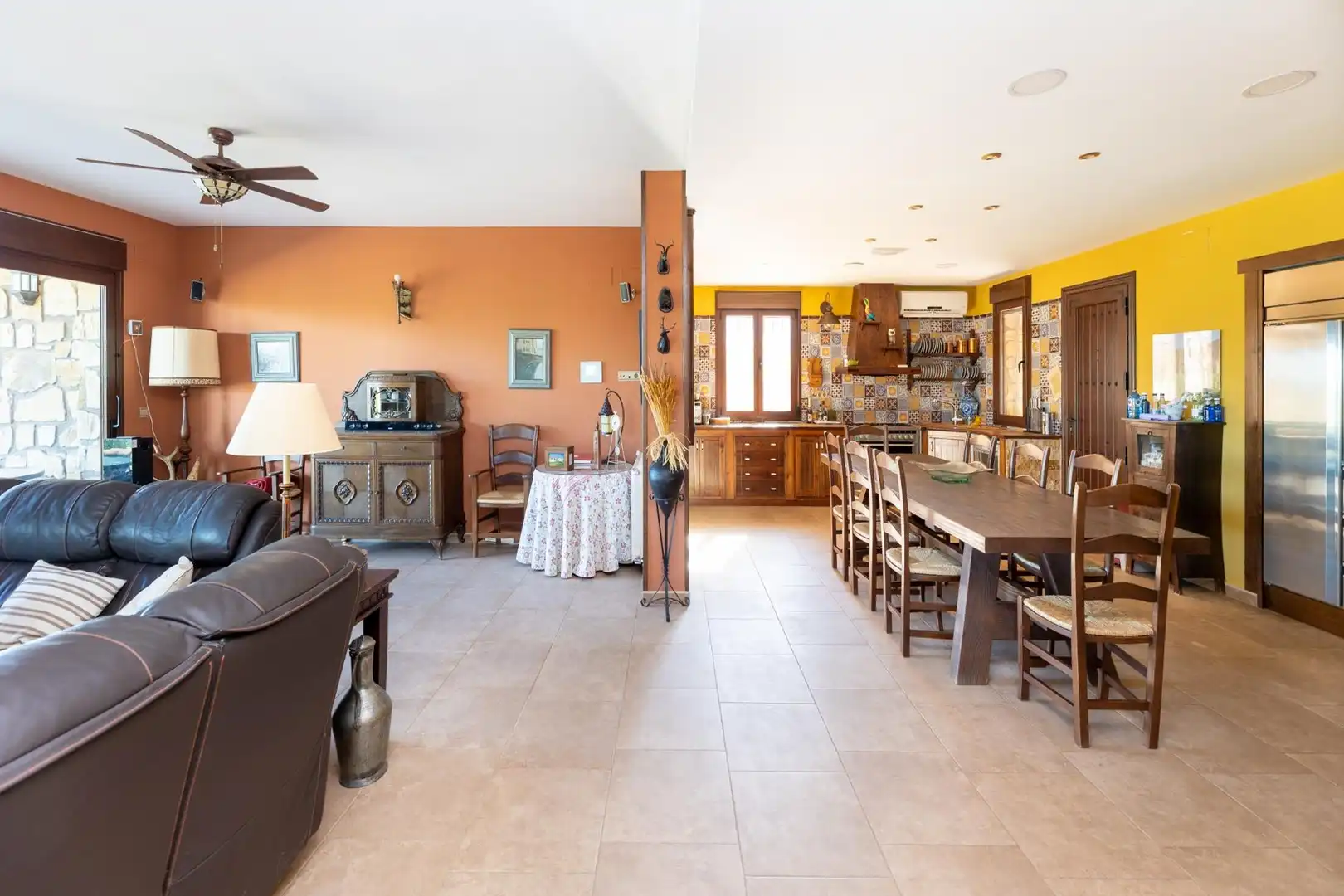 Dining room of Houses for sale in Colomera  with Heating, Terrace and Storage room