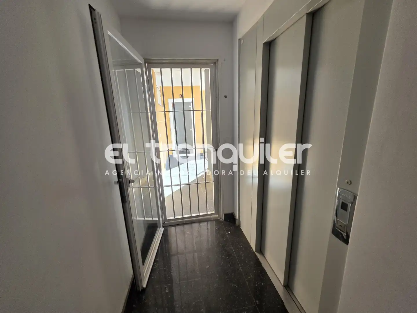 Wohnung zur Miete in Madrid mit Klimaanlage, Terrasse und Abstellraum