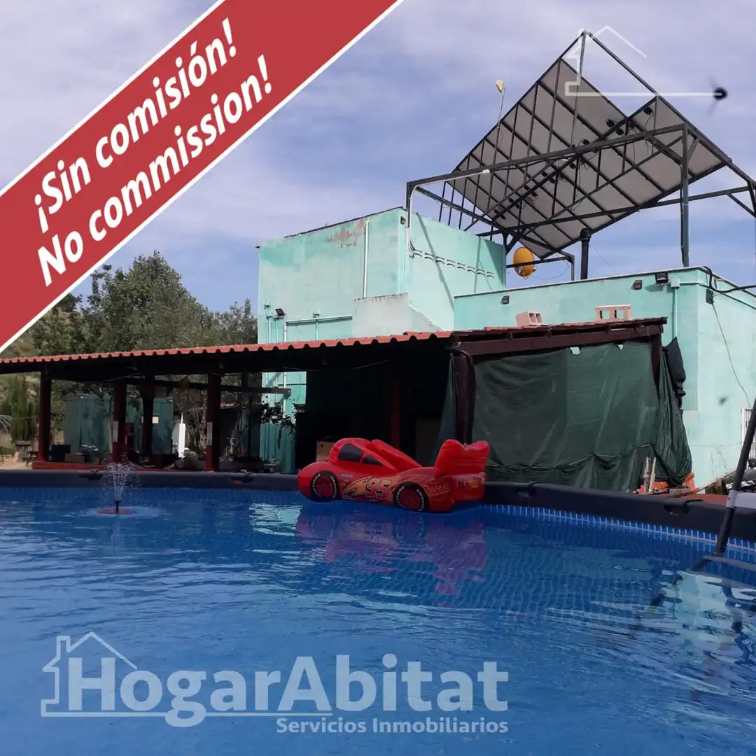 Swimming pool of Houses for sale in Alborache  with Heating, Private garden and Swimming Pool