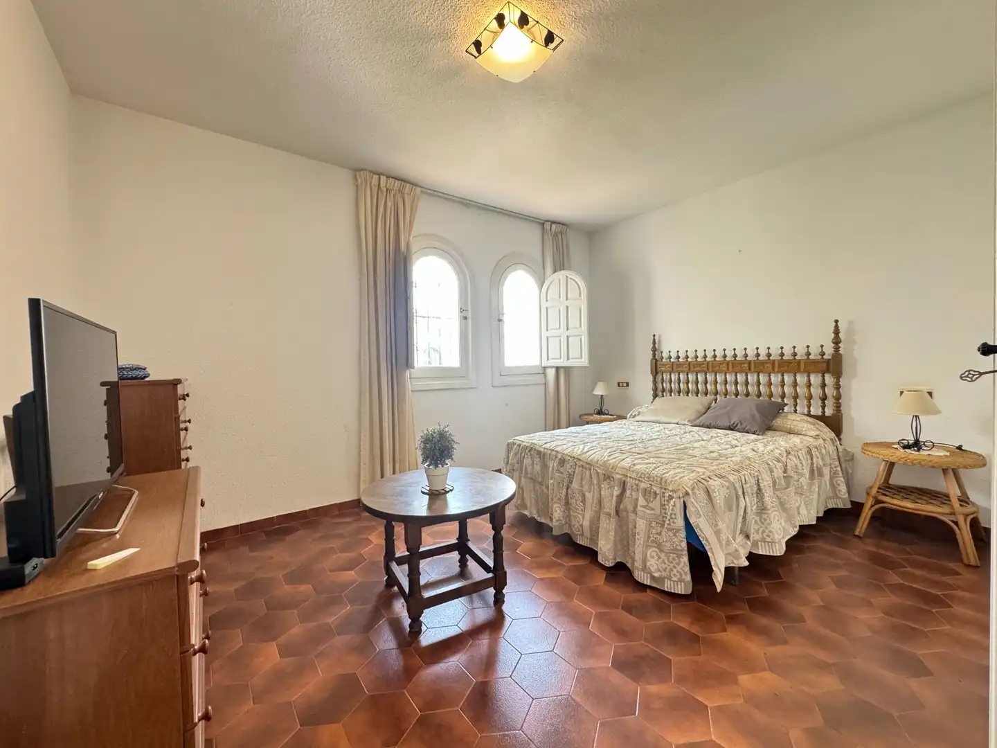 Dormitori de Apartament en venda en Torrox amb Terrassa, Moblat i Piscina comunitària