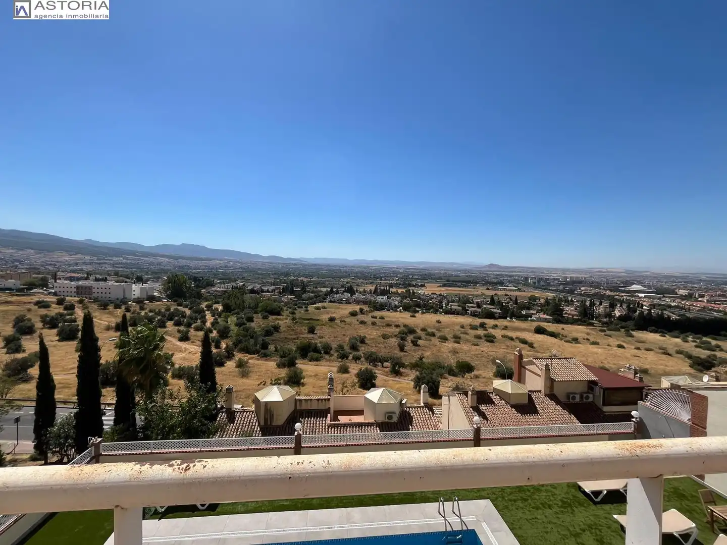 Adosado con piscina en alquiler en Calle Calle Padre Ferrer, imagen 5