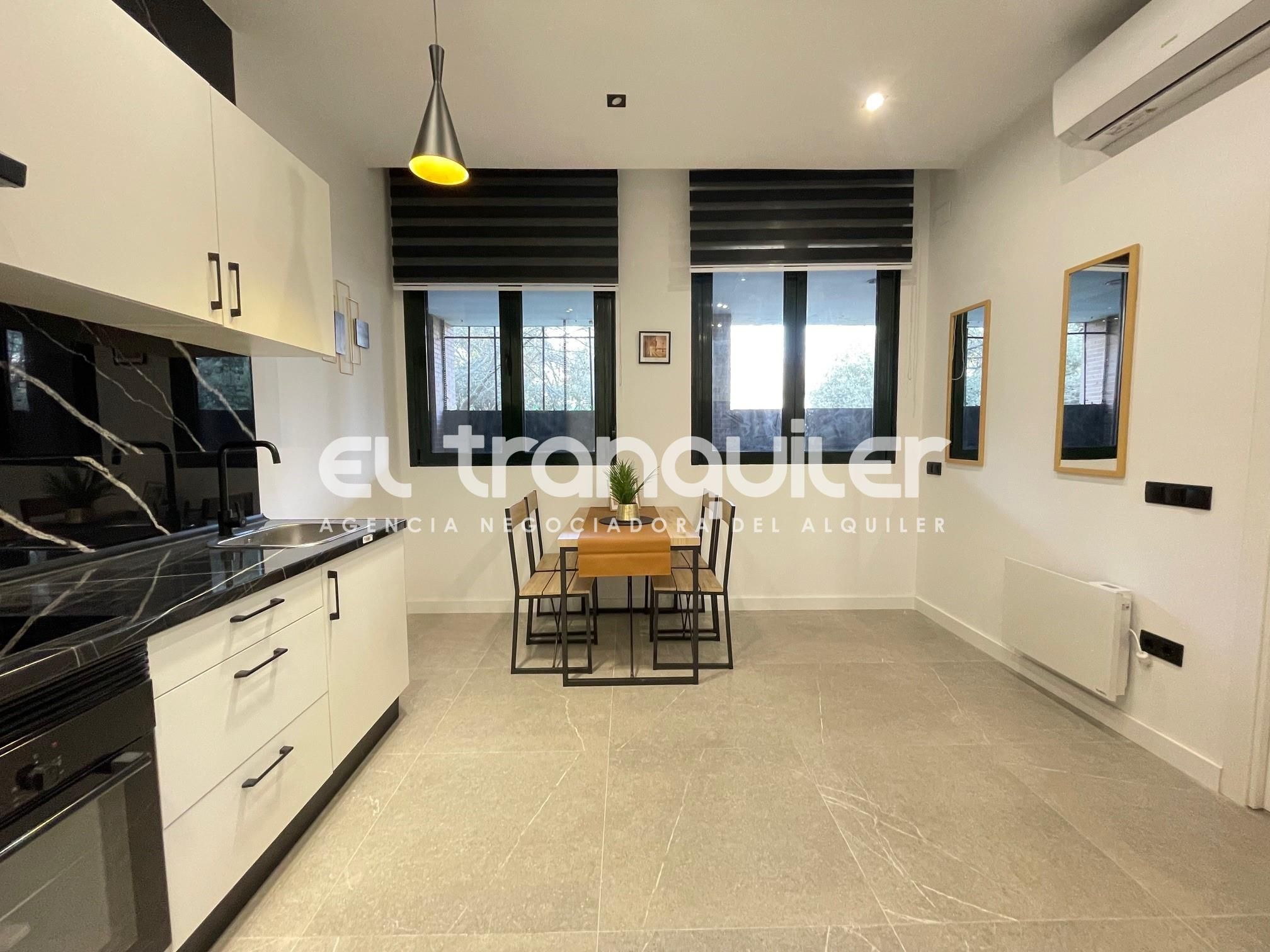 Kitchen of Flat to rent in Torrejón de Ardoz  with Air Conditioner, Swimming Pool and Washing machine