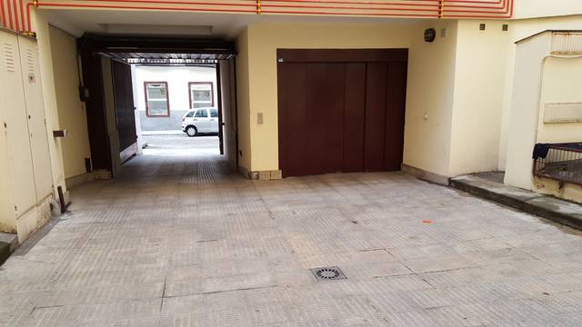 Garaje en Alquiler en CALVO ASENSIO en Gaztambide