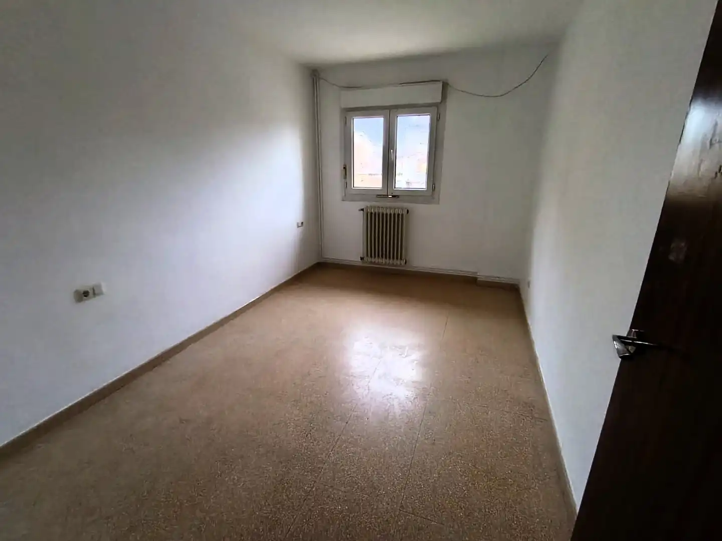 Schlafzimmer von Wohnungen zum Verkauf in Lleida mit Terrasse und Alarm
