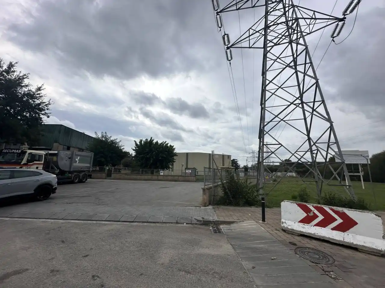 Nau industrial amb ascensor en venda a Calle Roquerols, imagen 4