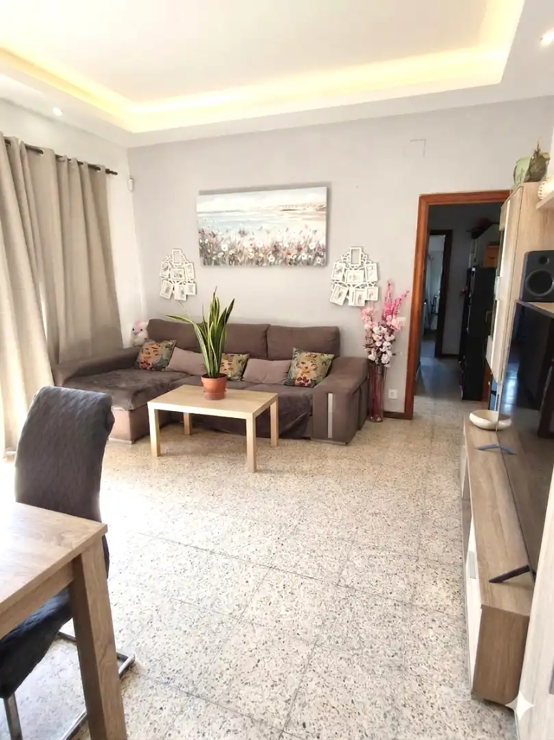 Sala de estar de Piso en venta en Barcelona con Parquet y Balcón