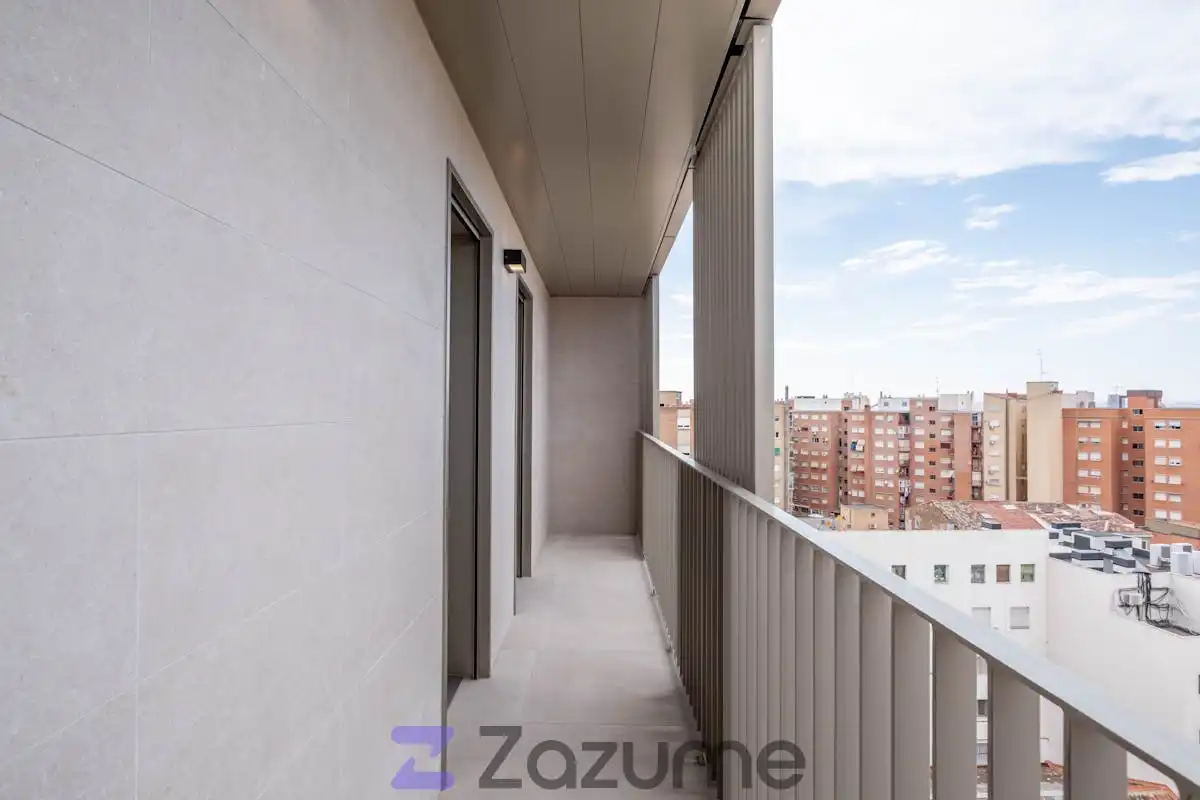 Terrasse von Wohnung zur Miete in Zaragoza mit Klimaanlage, Heizung und Terrasse