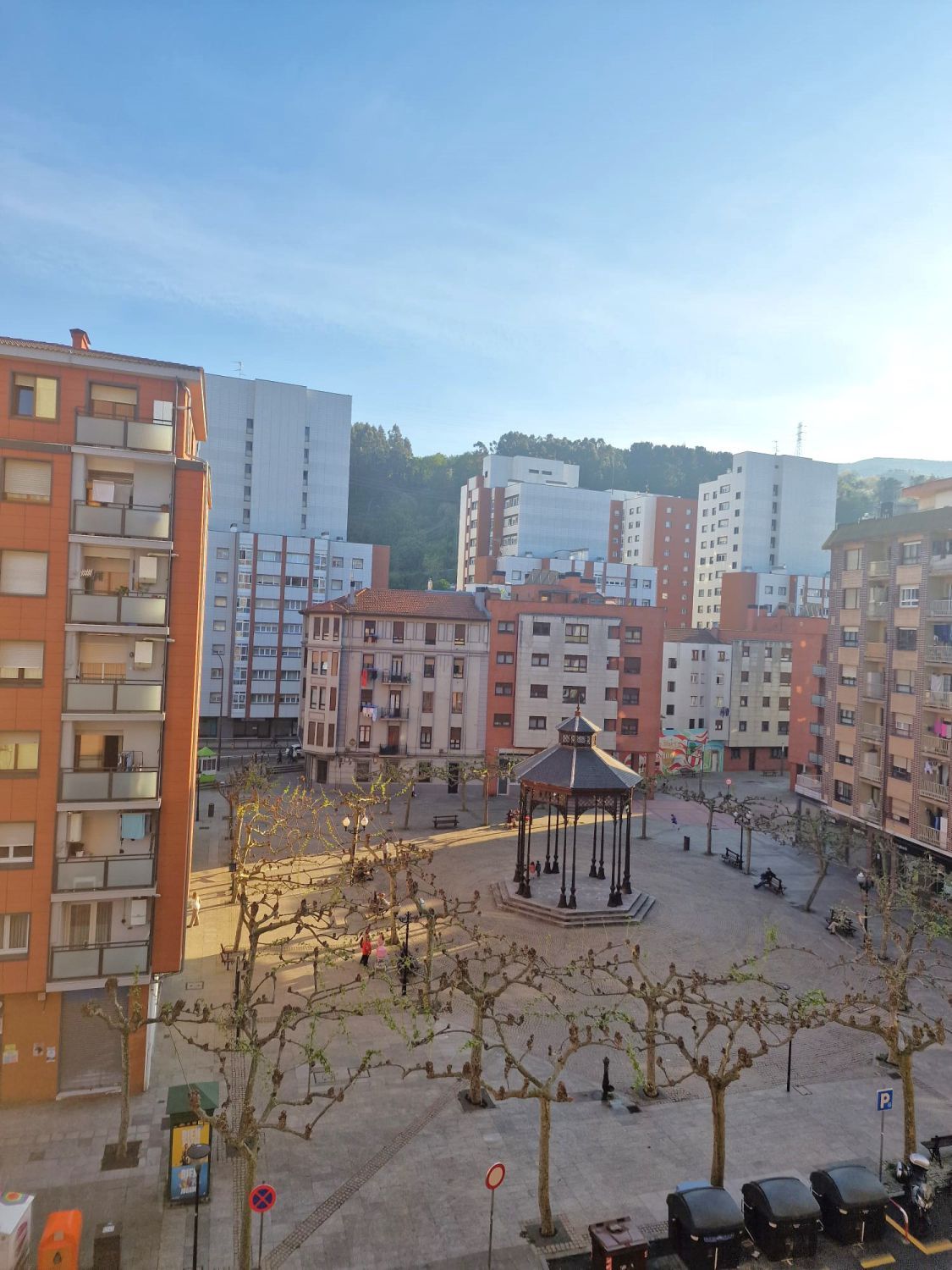 Vista exterior de Pis en venda en Barakaldo  amb Calefacció i Balcó