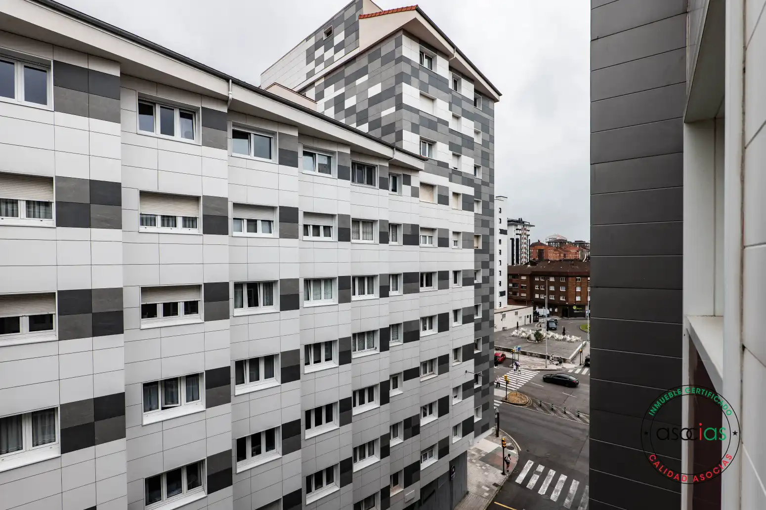 Vista exterior de Pis en venda en Gijón  amb Calefacció i Parquet